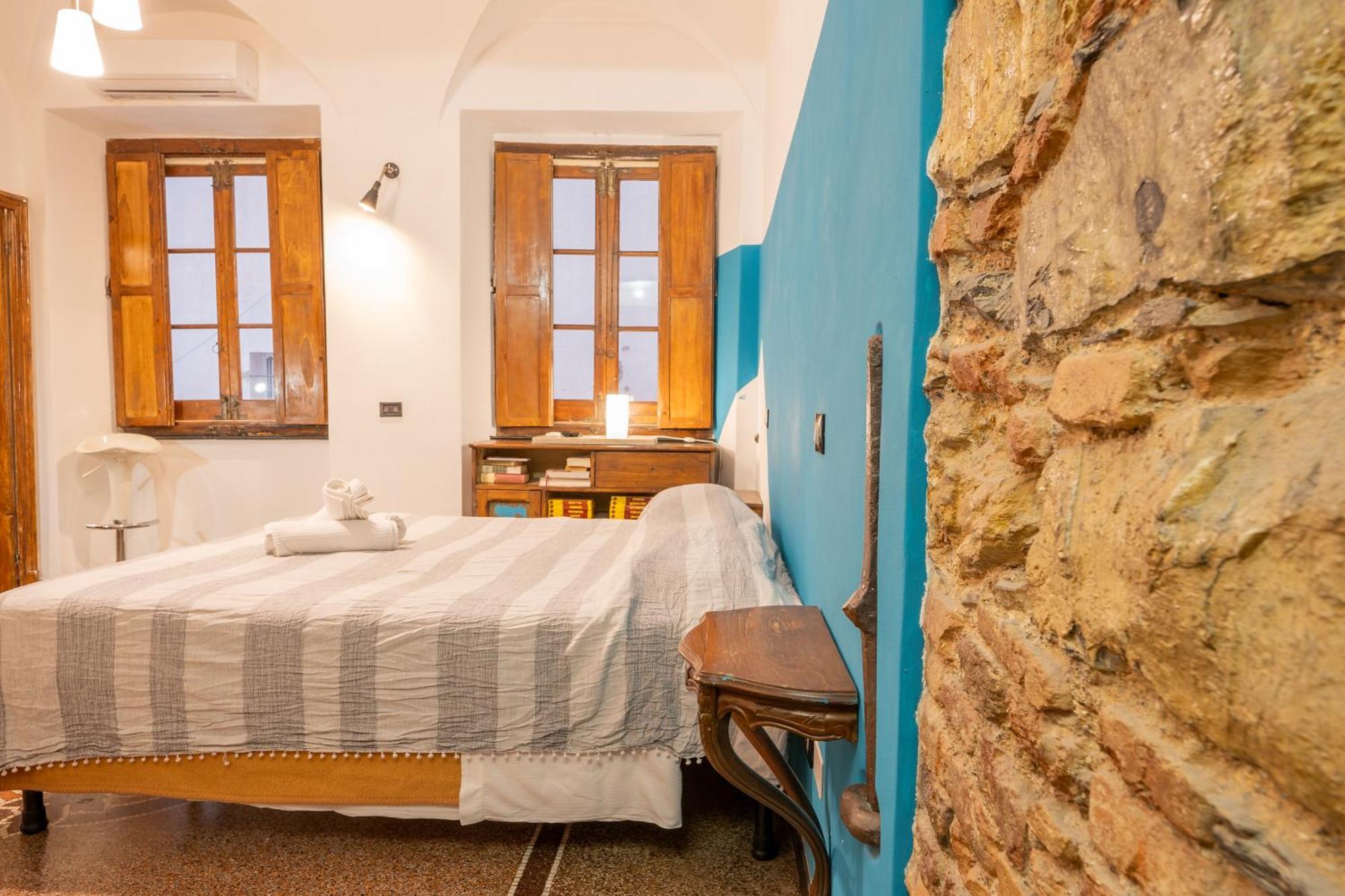 Apartment Lovingenoa Old Stone